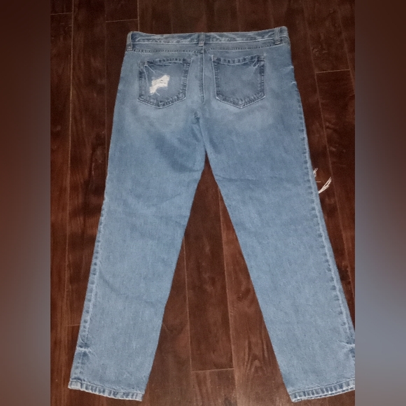 Ripped jeans - Picture 2 of 3